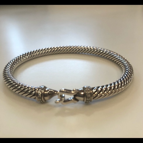 Bracelet - Picture 1 of 1